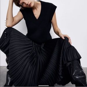 Zara Pleated midi skirt